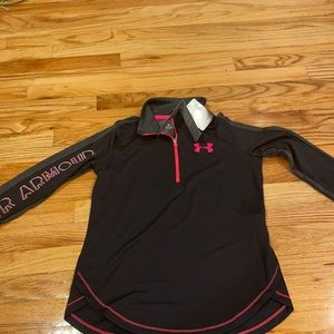 Under armor pink and black pull over long sleeve